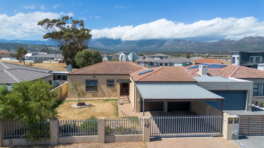 3 Bedroom Property for Sale in Fairview Golf Estate Western Cape